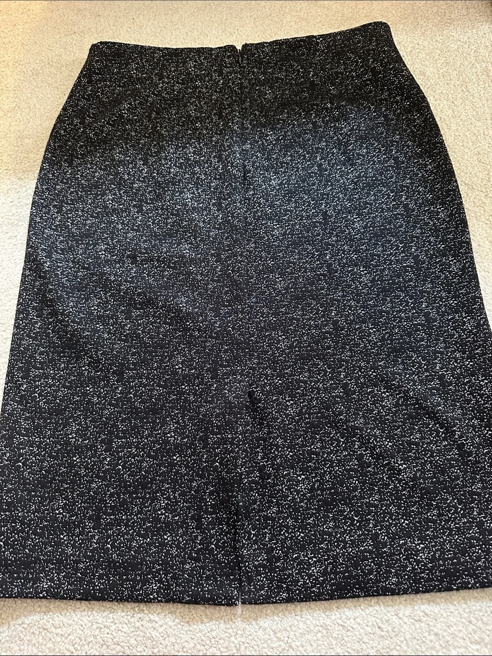New York & Company Black with White Speckle Pencil Skirt